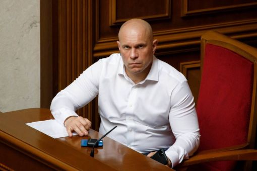 Ілля Кива більше не кандидат наук: також його позбавили нагородної зброї